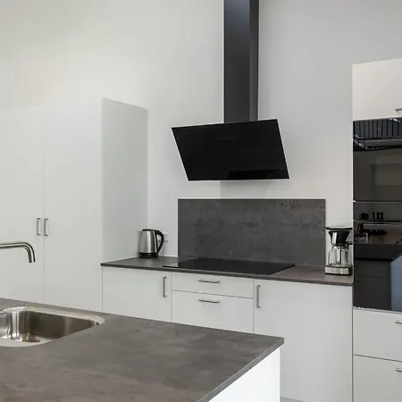 Kamile - 500m From The Sea By Interhome
